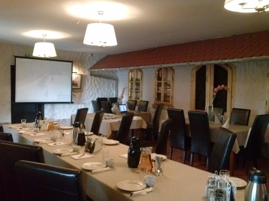 Pyszna Stajenka Hotel Bakow  Eksteriør billede