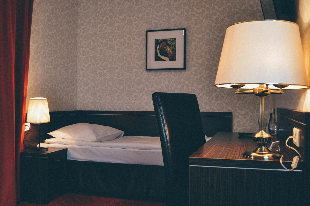 Pyszna Stajenka Hotel Bakow  Eksteriør billede