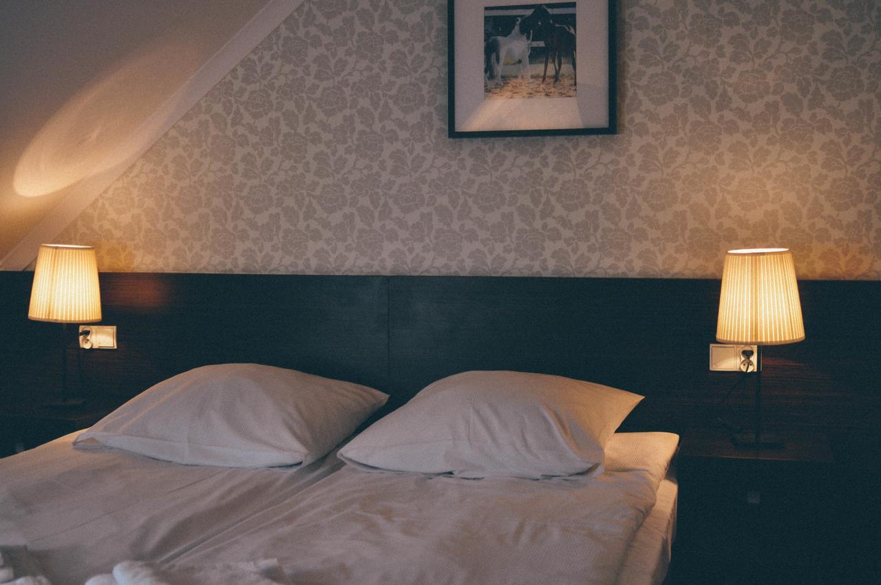 Pyszna Stajenka Hotel Bakow  Eksteriør billede